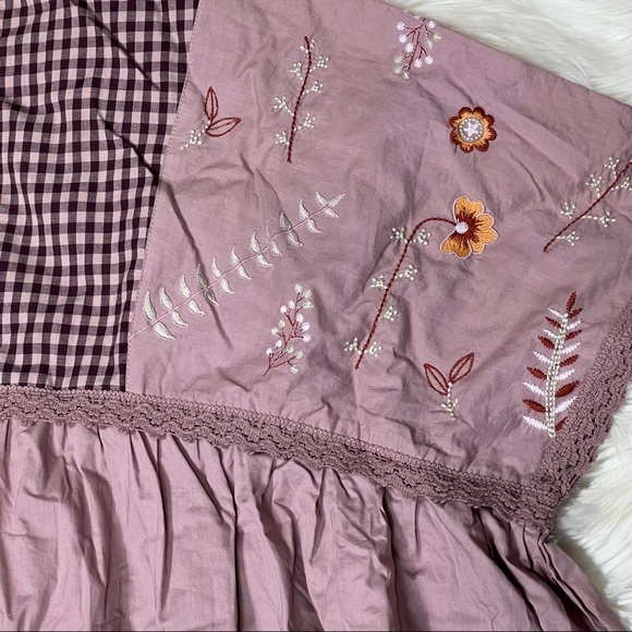 LOGO Lavish Boho Embroidered Blouse - Picture 3 of 11